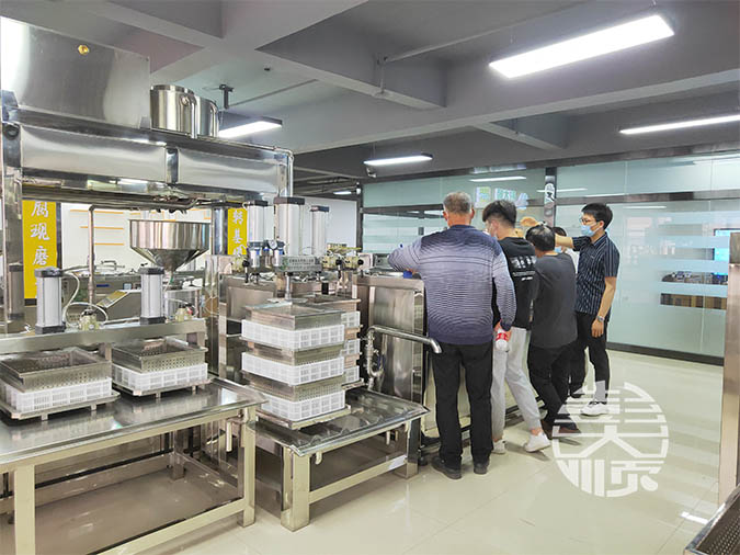 山東客戶選擇自動干豆腐機器，改變傳統手工生產干豆腐